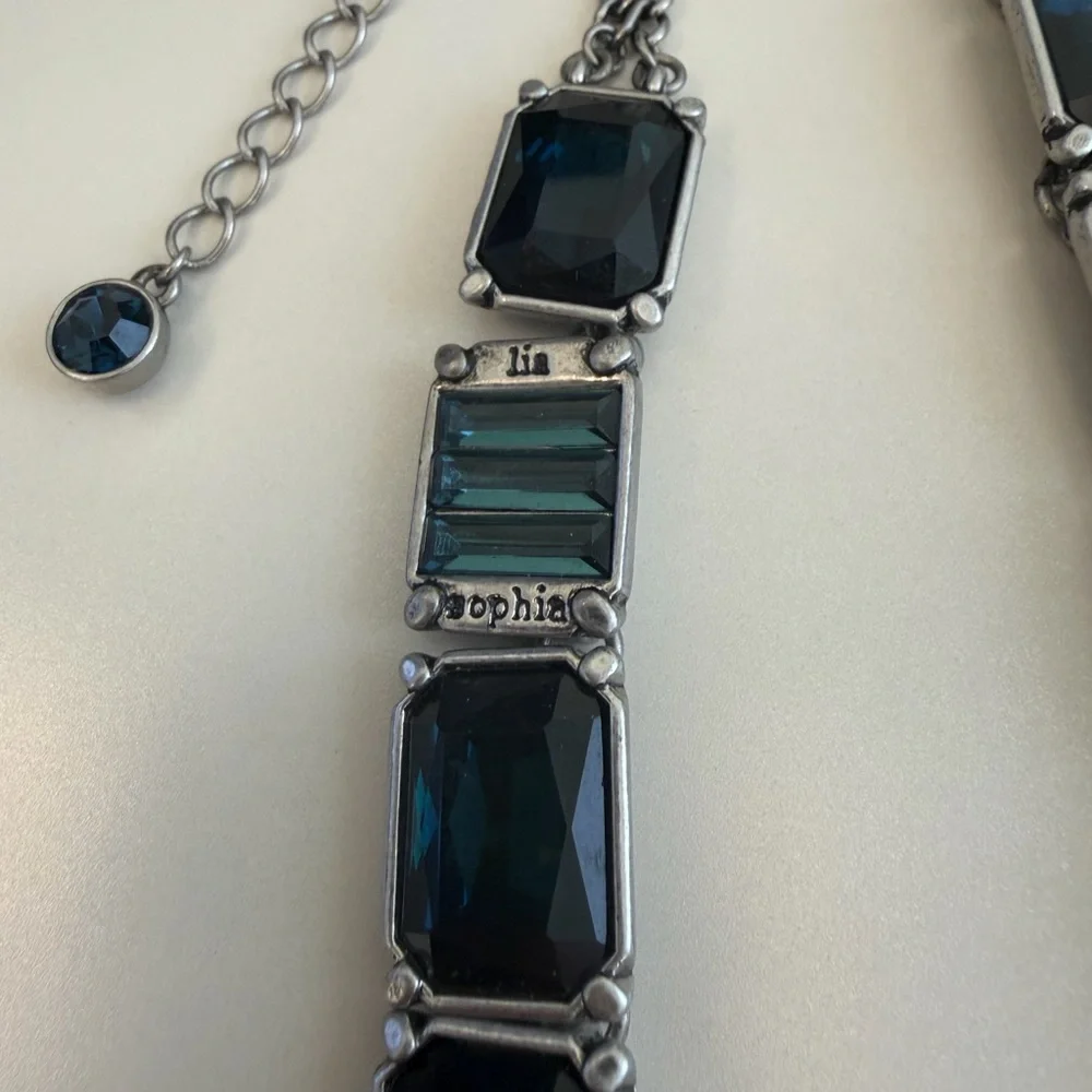 Elegant Lia Sophia Versailles Retired Necklace - Picture 2 of 6